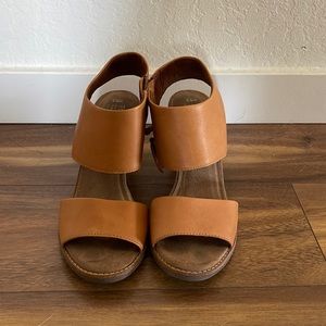 Toms high heel sandals